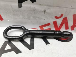 Крюк буксировочный AUDI A4 25.10.2017