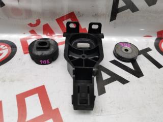 Крепление радиатора PORSCHE MACAN 05.03.2015