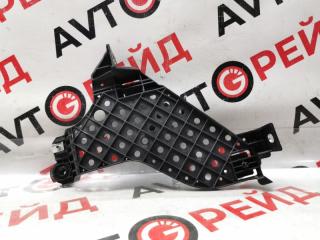 Кронштейн фары правый AUDI RS Q3 21.09.2015