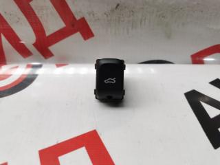 Кнопка открывания багажника AUDI A6 09.04.2011