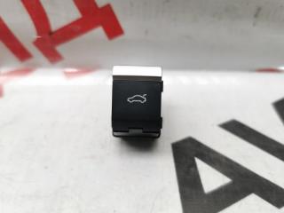 Кнопка открывания багажника AUDI A4 25.10.2017