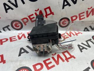 Запчасть блок abs Toyota Ipsum 01.2005