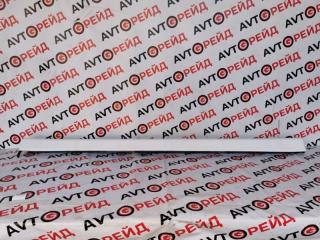 Порог пластиковый правый Toyota Ipsum 2007.02