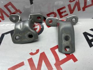 Петля дверная передняя левая Toyota Vista Ardeo 10.1998
