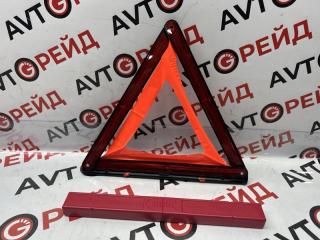 Знак аварийной остановки AUDI A3 12.12.2013 контрактная Знак аварийной остановки AUDI A3 12.12.2013