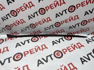 Молдинг лобового стекла правый AUDI Q7 16.04.2018 контрактная Молдинг лобового стекла правый AUDI Q7 16.04.2018