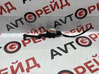 Датчик высоты дорожного просвета AUDI Q7 20.11.2010
