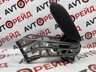 Фото запчасти подлокотник AUDI Q3 18.04.2013 контрактная запчасть Запчасть подлокотник AUDI Q3 18.04.2013