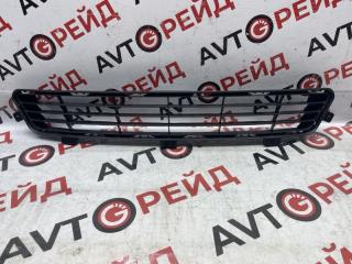 Решетка бампера Toyota Camry 02.2009