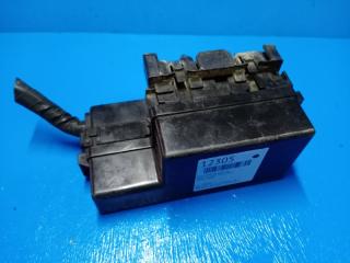 Запчасть блок предохранителей Nissan Armada 2004-2009