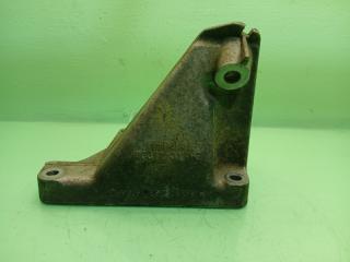 Запчасть кронштейн двигателя правый Mercedes-Benz E-Class 2002-2009