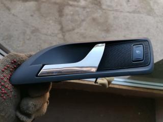 Запчасть ручка двери внутренняя Skoda Octavia 2008