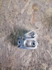 Фото запчасти кронштейн двигателя правый Honda Civic 2008 Б/У запчасть Запчасть кронштейн двигателя правый Honda Civic 2008