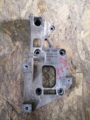 Кронштейн генератора Volkswagen Jetta 2008