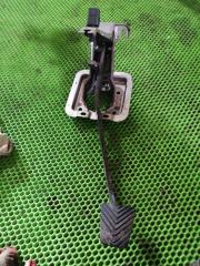 Запчасть педаль тормоза Mitsubishi Lancer 2006