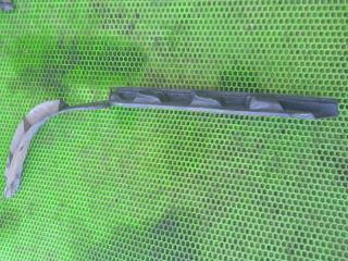 Фото запчасти кронштейн задний правый Porsche Cayenne 2004 Б/У запчасть Запчасть кронштейн задний правый Porsche Cayenne 2004