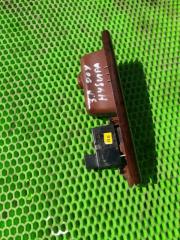 Запчасть кнопка эсп задняя левая Daewoo Nubira 1998