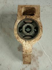 Фото запчасти кронштейн Volkswagen Passat 2008 Б/У запчасть Запчасть кронштейн Volkswagen Passat 2008