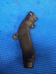 Патрубок интеркуллера Volkswagen Tiguan 2012 контрактная Патрубок интеркуллера Volkswagen Tiguan 2012