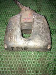 Суппорт передний правый Ford Focus