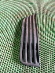 Запчасть решетка в бампер левая Ford Focus 2 2007