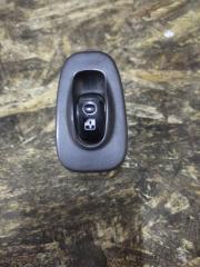 Запчасть кнопка стеклоподъемника задняя правая Hyundai Accent 2008