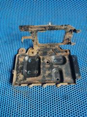 Фото запчасти площадка акб SsangYong Actyon 2010 Б/У запчасть Запчасть площадка акб SsangYong Actyon 2010