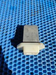 Фото запчасти резистор отопителя SsangYong Actyon 2010 Б/У запчасть Запчасть резистор отопителя SsangYong Actyon 2010