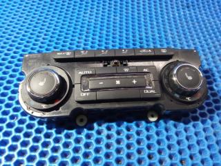 Блок управления климат-контролем Skoda Superb 2010 Б/У Блок управления климат-контролем Skoda Superb 2010