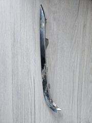 Запчасть накладка на бампер передняя правая Lada Granta 2018