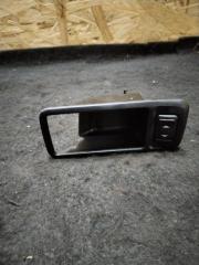 Запчасть накладка внутренней ручки двери Ford Focus 2 2007