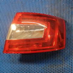 Фонарь задний правый Skoda Octavia 2017