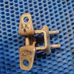 Запчасть петля двери задняя левая Mitsubishi Lancer 2007