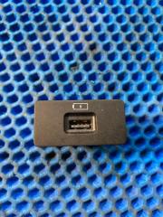 Запчасть разъем usb задний Chery Tiggo 7 Pro 2021