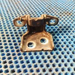 Петля двери задняя правая Lada Vesta 2019 Б/У Петля двери задняя правая Lada Vesta 2019