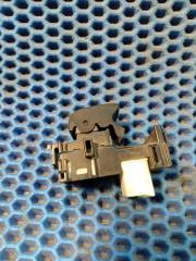 Запчасть кнопка стеклоподъемника передняя правая TOYOTA Corolla 2012