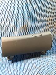 Запчасть бардачок в торпедо TOYOTA Corolla 2012