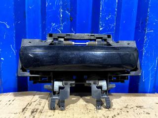 Фото запчасти ручка двери передняя правая Audi A8 2006 Б/У запчасть Запчасть ручка двери передняя правая Audi A8 2006