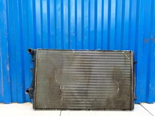 Радиатор охлаждения Volkswagen Jetta 2008