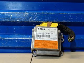 Фото запчасти блок управления srs airbag Volkswagen Touareg 2005 Б/У запчасть Запчасть блок управления srs airbag Volkswagen Touareg 2005