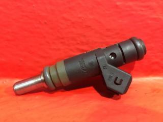 Запчасть форсунка BMW 1 2007