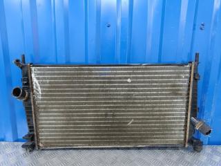 Радиатор охлаждения Ford Focus 2007