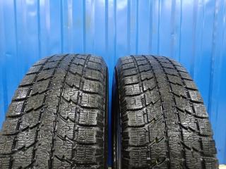 Шина зимняя 235/65R17 Toyo Studless (б/у)