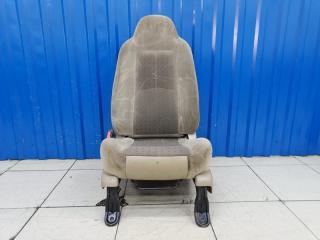 Сиденье переднее левое Mazda Tribute 2001