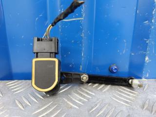 Фото запчасти датчик положения кузова задний Bmw X6 2008 Б/У запчасть Запчасть датчик положения кузова задний Bmw X6 2008