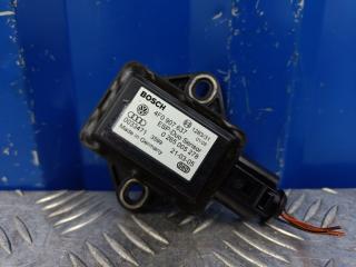 Фото запчасти датчик ускорения Audi A6 2005 Б/У запчасть Запчасть датчик ускорения Audi A6 2005