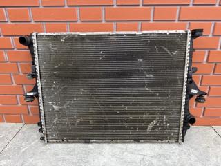 Запчасть радиатор охлаждения Audi Q7 2007