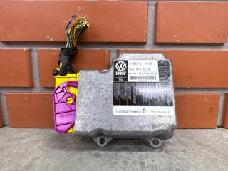 Блок управления srs airbag Volkswagen Passat 2010