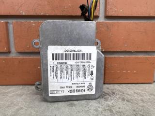 Блок управления srs airbag Skoda Octavia 2008