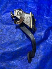 Педаль тормоза TOYOTA HILUX SURF RZN185 3RZFE 2 ракурс